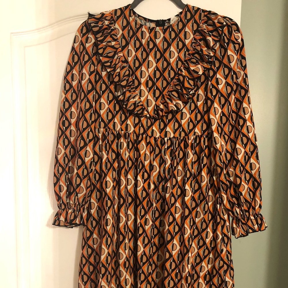 Girls Ruffle top dress 11/12
